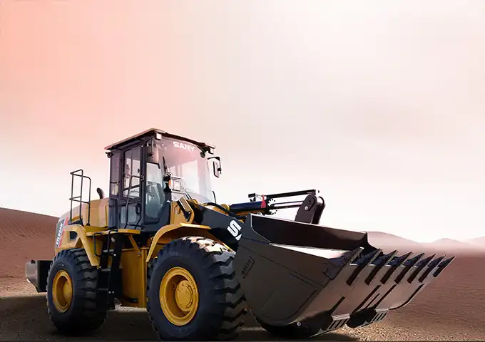 Yale 3-wheel electric counterbalance forklift for tight warehouse spaces and fast operations in the UAE. Reliable logistics equipment by UMHE.